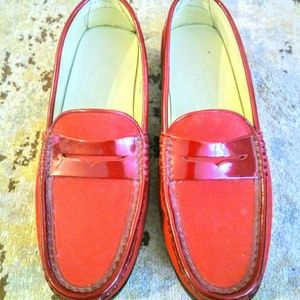 Tods womens red casual loafers shoes sz 35.5